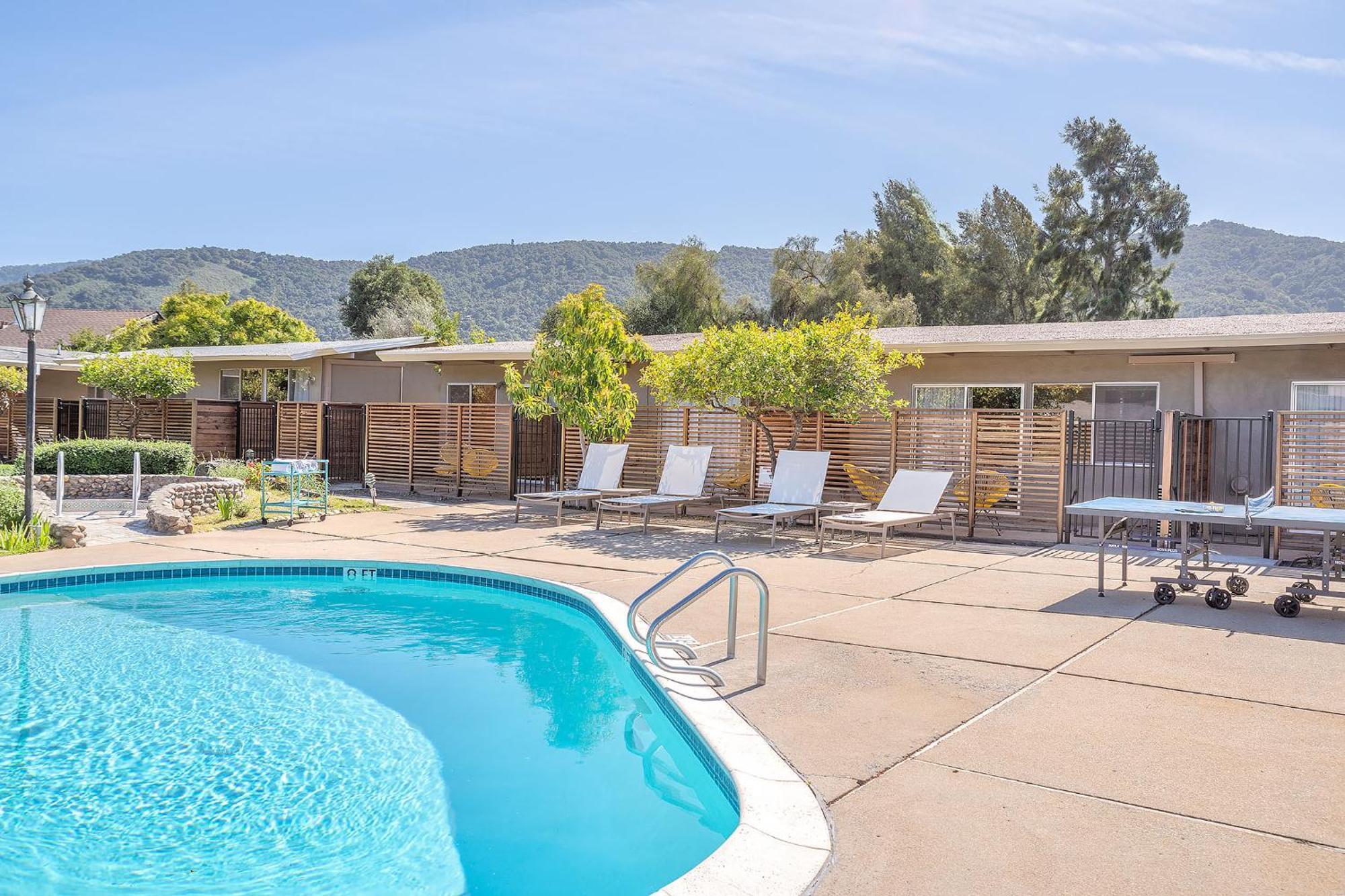 Contenta Inn Carmel Valley Exterior photo